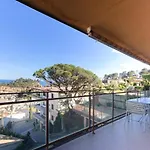 Lets Holidays Pool And Sea Views With 1 Parking Space *