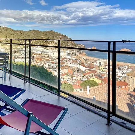 Pool And Sea Views With 1 Parking Space Tossa de Mar