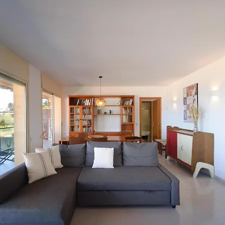 Apartment Pool And Sea Views With 1 Parking Space *
