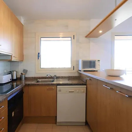 Pool And Sea Views With 1 Parking Space Apartment *