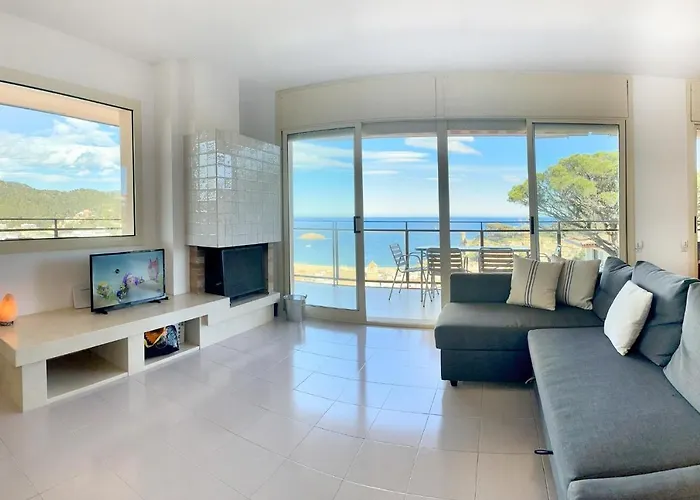 Lets Holidays Pool And Sea Views With 1 Parking Space